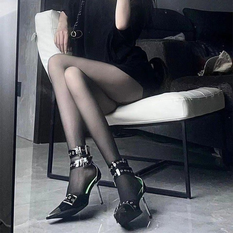 Sandal Stiletto Hak Super Ting - Resistance Band ulasan dan harga